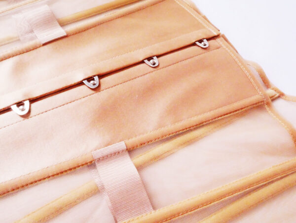 Joanna-Sokół-Gorset-Blair-Zapięcie-Busk Joanna-Sokół-Gorset-Blair-Zapięcie-Busk